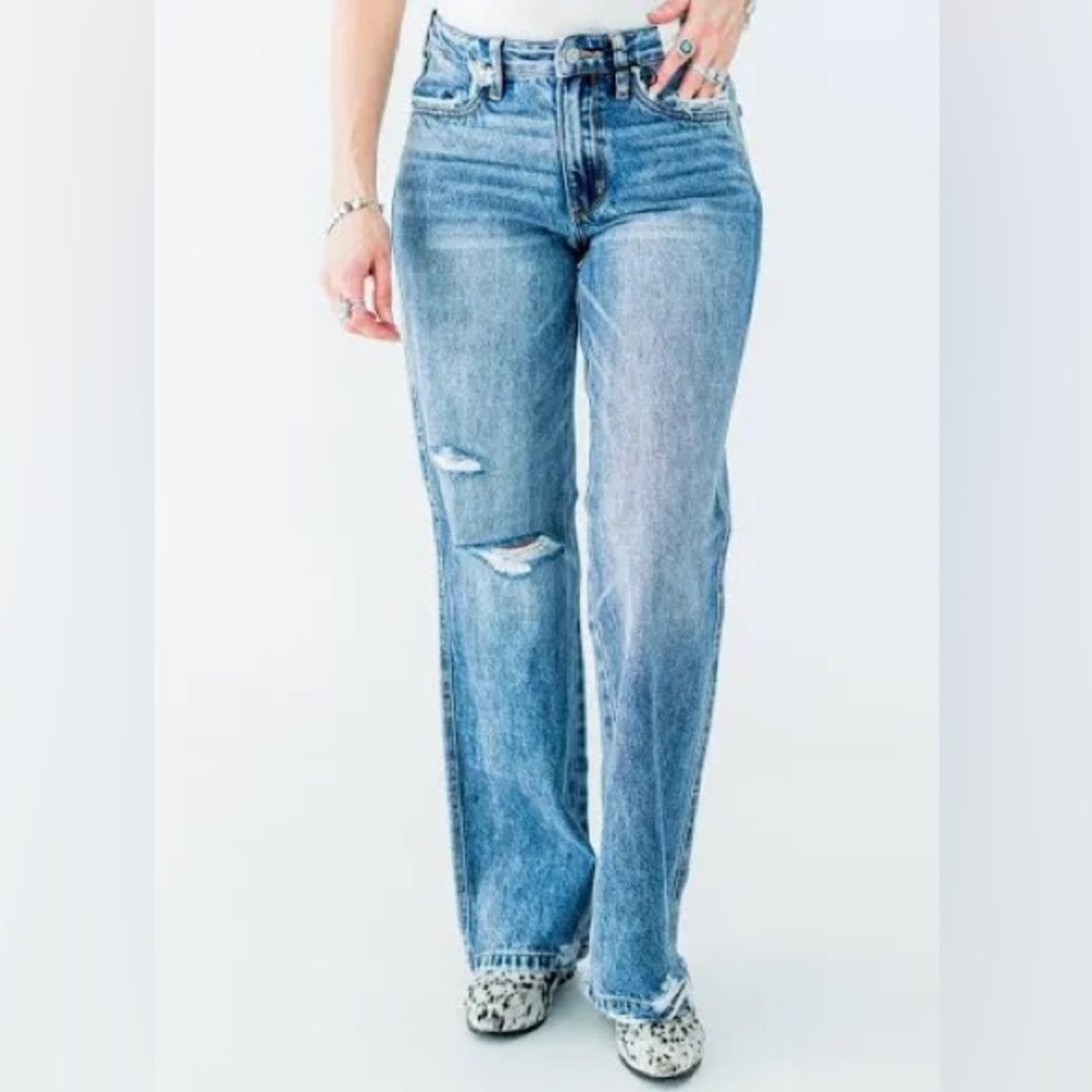 Judy Blue Light Blue Straight Leg Jeans